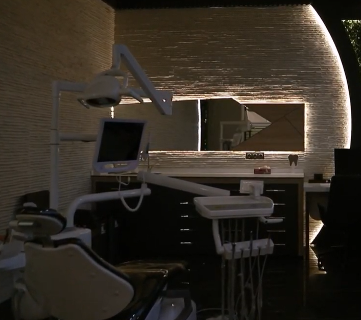 Advanced Technology and Innovative Treatments at Plus Clinic